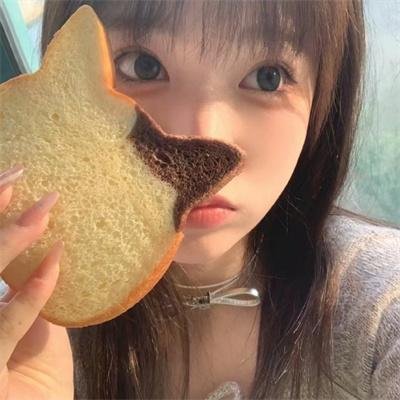 大鼻子小英雄